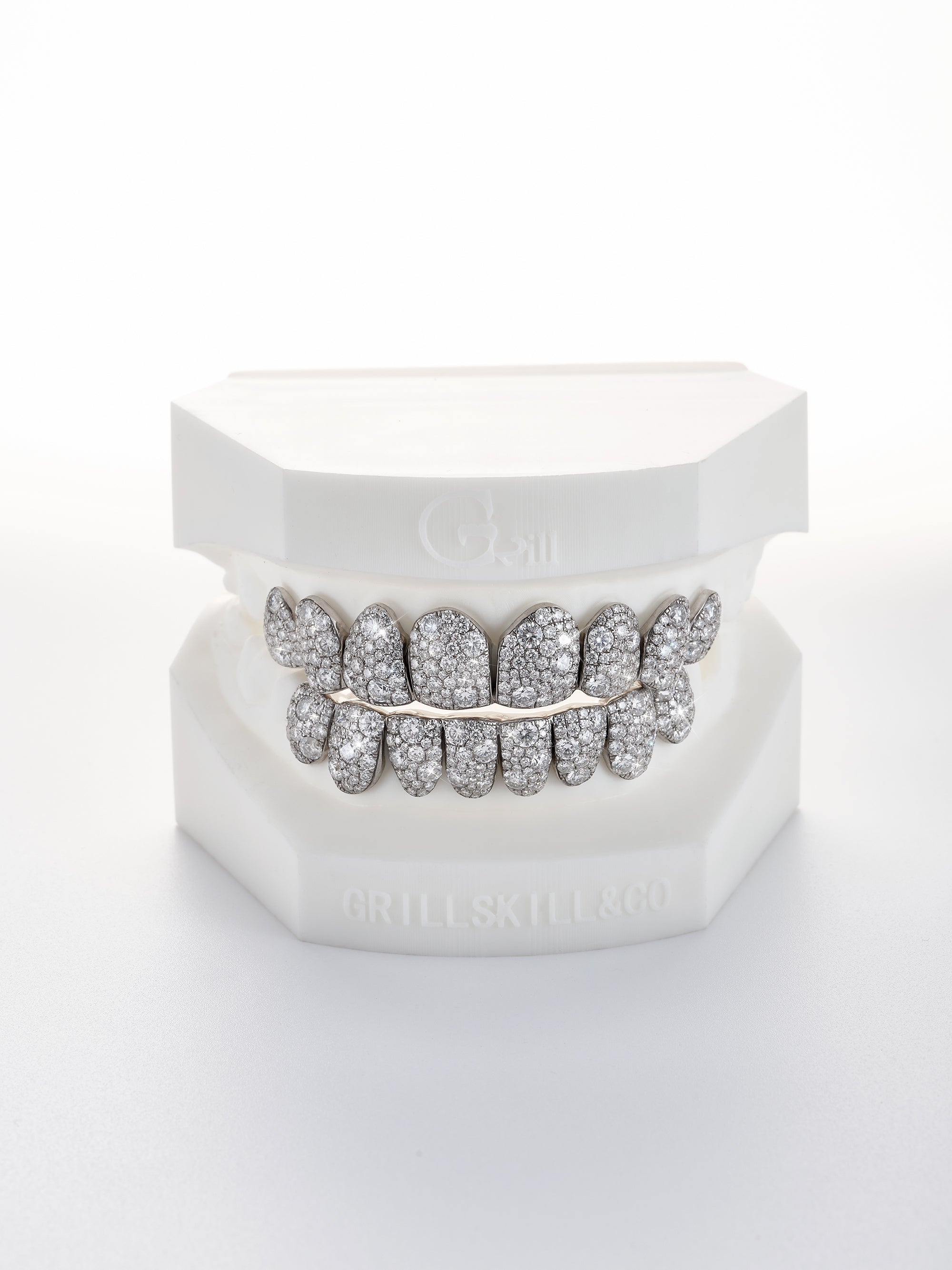 8on8 fully-jewelled