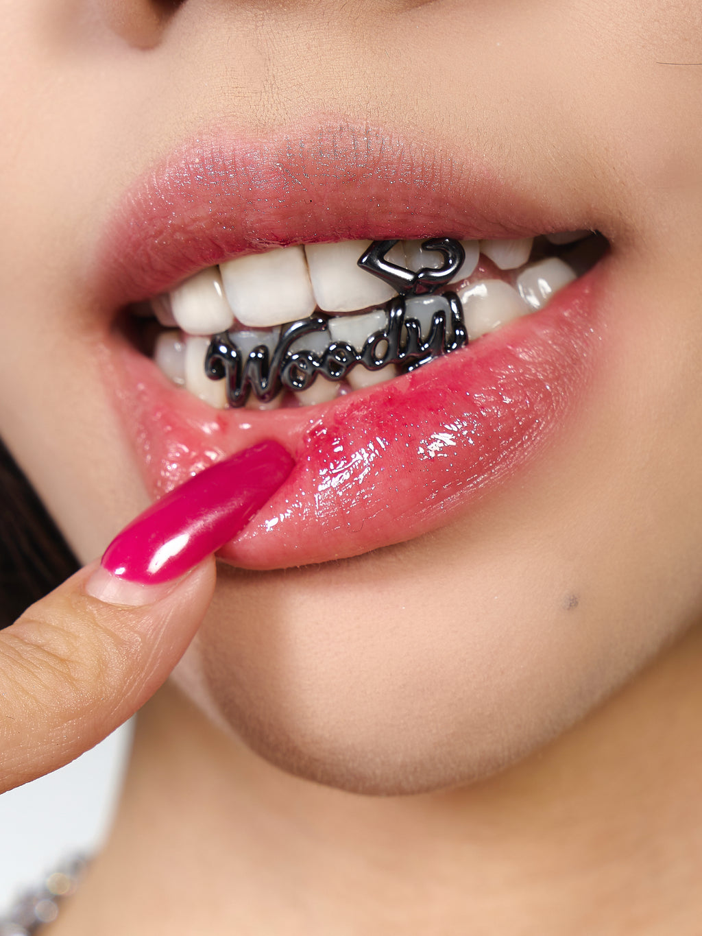 silver woody style black grillz (custom-fit)